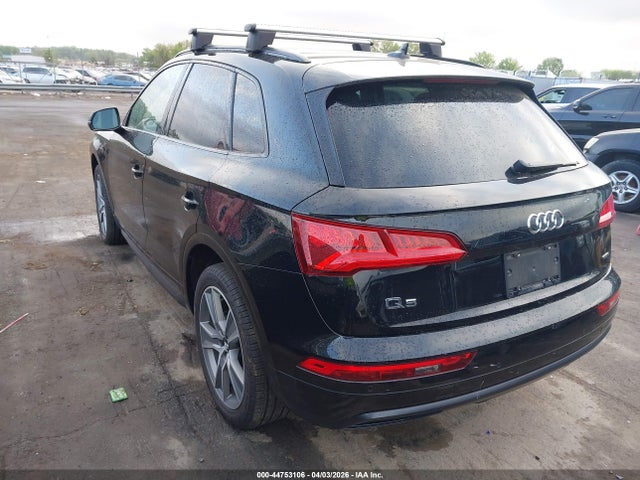 44753106 :رقم المزاد ، WA1BNAFY7K2125883 vin ، 2019 Audi Q5 45 Premium مزاد بيع