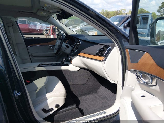 2022 Volvo Xc90 T6 Momentum 7 Passenger მანქანა იყიდება აუქციონზე, vin: YV4A22PK1N1862479, აუქციონის ნომერი: 44753108