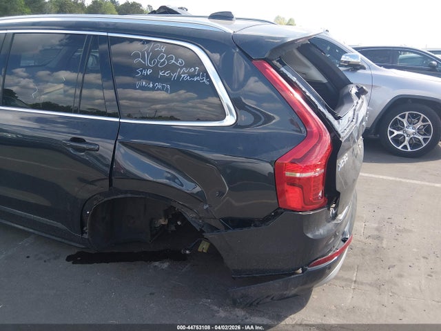 2022 Volvo Xc90 T6 Momentum 7 Passenger მანქანა იყიდება აუქციონზე, vin: YV4A22PK1N1862479, აუქციონის ნომერი: 44753108