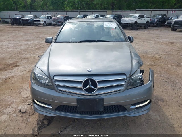 44753131 :رقم المزاد ، WDDGF5EB9BR140184 vin ، 2011 Mercedes-benz C 300 Luxury/sport مزاد بيع