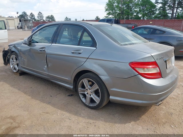 44753131 :رقم المزاد ، WDDGF5EB9BR140184 vin ، 2011 Mercedes-benz C 300 Luxury/sport مزاد بيع