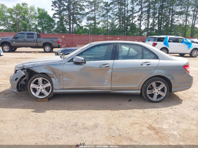 44753131 :رقم المزاد ، WDDGF5EB9BR140184 vin ، 2011 Mercedes-benz C 300 Luxury/sport مزاد بيع