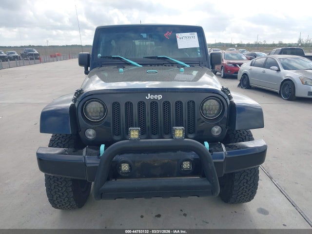 1C4BJWDG2FL504489 Jeep Wrangler Unlimited Sport