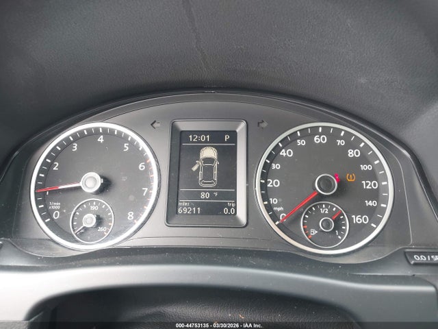 2011 Volkswagen Tiguan Se მანქანა იყიდება აუქციონზე, vin: WVGAV7AX0BW528322, აუქციონის ნომერი: 44753135