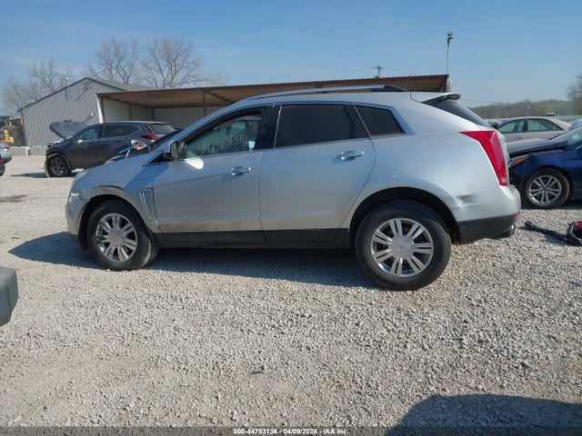 44753136 :رقم المزاد ، 3GYFNCE32DS615464 vin ، 2013 Cadillac Srx Luxury Collection مزاد بيع