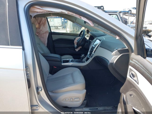 44753136 :رقم المزاد ، 3GYFNCE32DS615464 vin ، 2013 Cadillac Srx Luxury Collection مزاد بيع