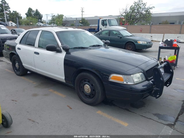 2011 FORD CROWN VICTORIA 2FABP7BV2BX104635