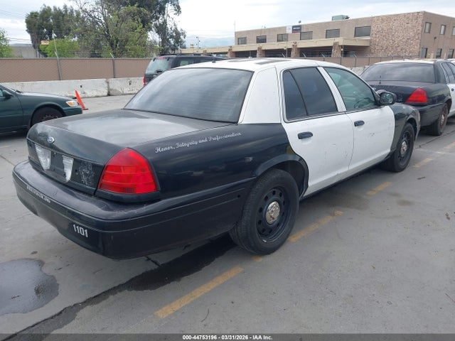 2011 FORD CROWN VICTORIA 2FABP7BV2BX104635 Photo 3