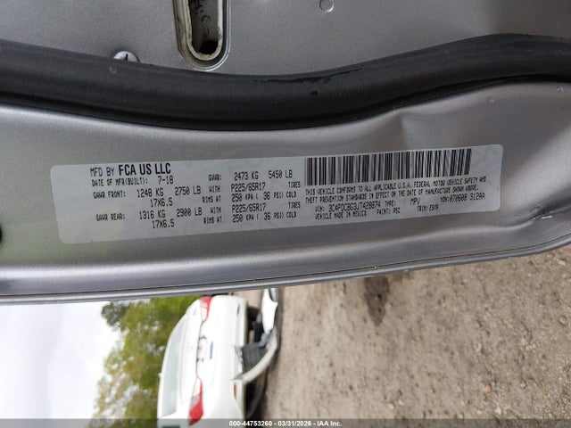 44753260 :رقم المزاد ، 3C4PDCBG3JT428874 vin ، 2018 Dodge Journey Sxt مزاد بيع