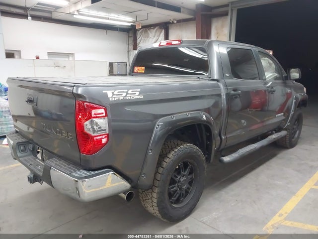 5TFDW5F12FX418878 Toyota Tundra Sr5 5.7l V8