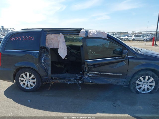 2014 Chrysler Town & Country Touring მანქანა იყიდება აუქციონზე, vin: 2C4RC1BG9ER236724, აუქციონის ნომერი: 44753280