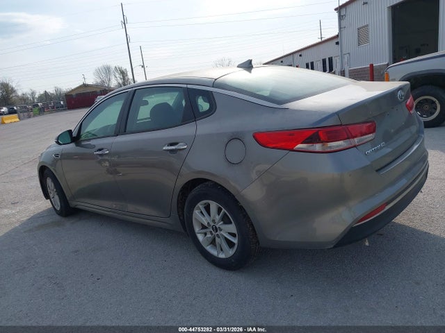 2018 KIA OPTIMA 5XXGT4L38JG184560 Photo 2