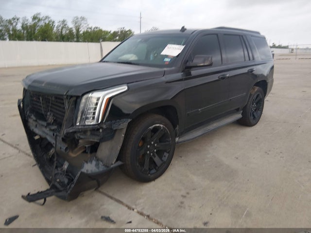 44753288 :رقم المزاد ، 1GYS4BKJ2FR233259 vin ، 2015 Cadillac Escalade Luxury مزاد بيع