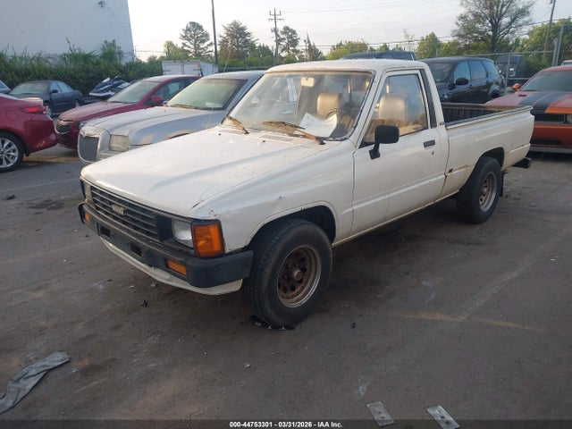 1985 Toyota Pickup 1/2 Ton Rn50 მანქანა იყიდება აუქციონზე, vin: JT4RN50R3F0088989, აუქციონის ნომერი: 44753301