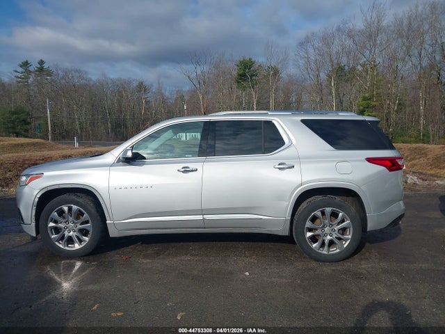 1GNEVJKW8JJ235389 Chevrolet Traverse Premier