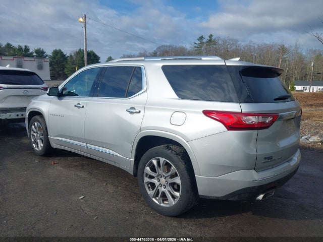 1GNEVJKW8JJ235389 Chevrolet Traverse Premier