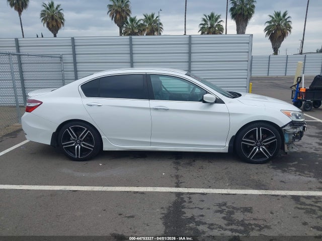 2017 Honda Accord Sport Se მანქანა იყიდება აუქციონზე, vin: 1HGCR2F11HA294580, აუქციონის ნომერი: 44753327