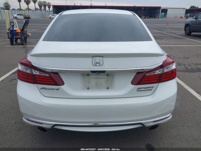 2017 Honda Accord Sport Se მანქანა იყიდება აუქციონზე, vin: 1HGCR2F11HA294580, აუქციონის ნომერი: 44753327