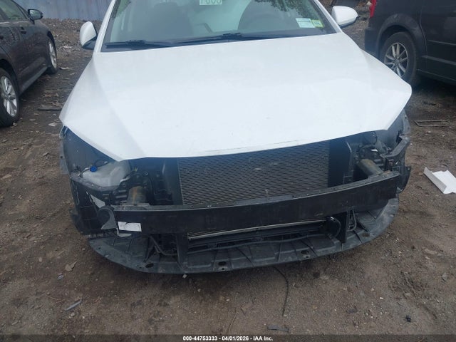 2018 Hyundai Elantra Se მანქანა იყიდება აუქციონზე, vin: 5NPD74LF7JH245290, აუქციონის ნომერი: 44753333