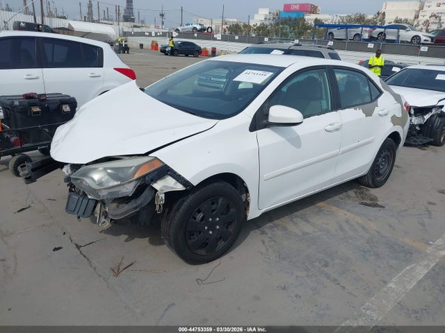 Toyota COROLLA LE 2016 5YFBURHE0GP404790 Image 2