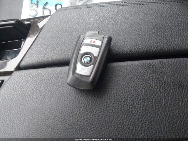 44753398 :رقم المزاد ، WBAXH5C53DD114694 vin ، 2013 Bmw 528i Xdrive مزاد بيع