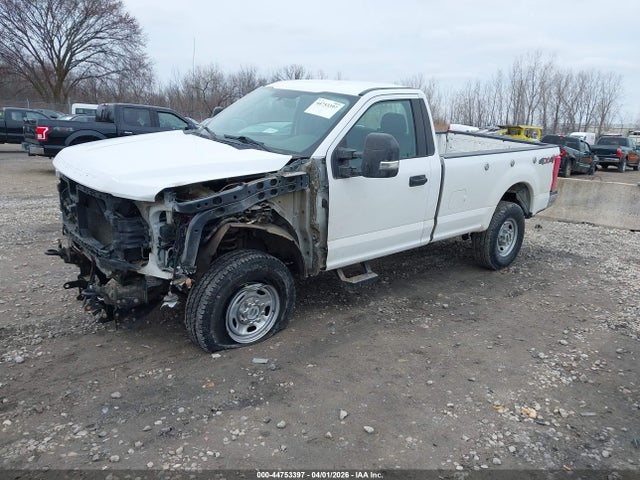 Ford F-250 Xl 2017 1FTBF2B6XHEC23763 Image 2