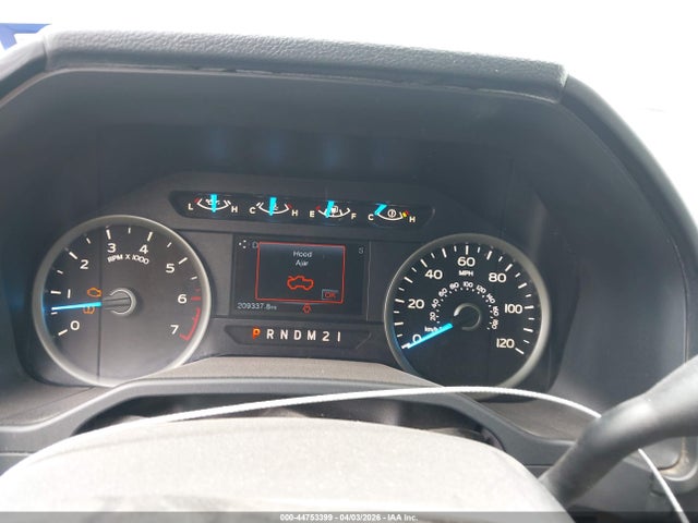 44753399 :رقم المزاد ، 1FTEW1EG5FKD77548 vin ، 2015 Ford F-150 Xlt مزاد بيع
