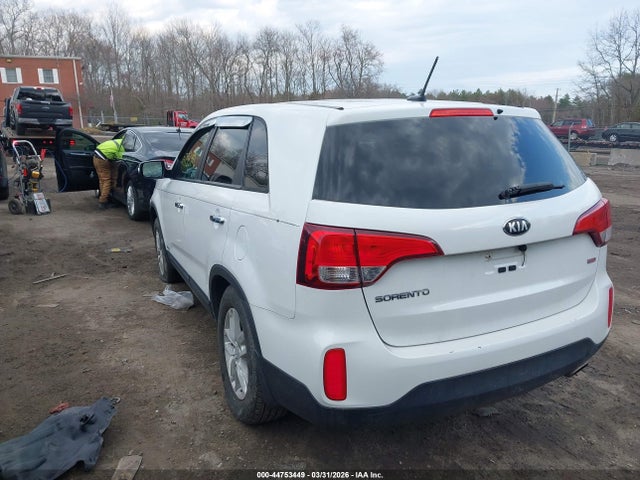 2014 Kia Sorento Lx მანქანა იყიდება აუქციონზე, vin: 5XYKTCA65EG510463, აუქციონის ნომერი: 44753449