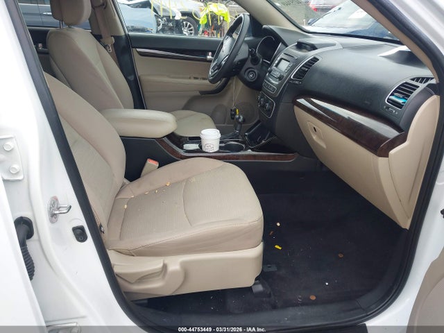 2014 Kia Sorento Lx მანქანა იყიდება აუქციონზე, vin: 5XYKTCA65EG510463, აუქციონის ნომერი: 44753449