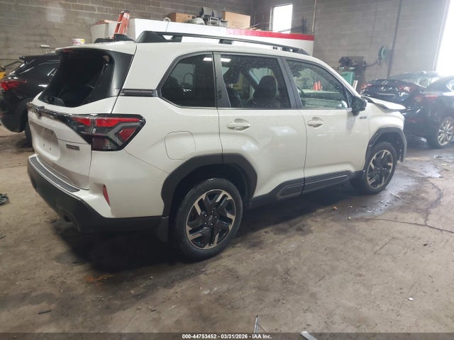 44753452 :رقم المزاد ، JF2SLSRD7SH400385 vin ، 2025 Subaru Forester Limited Hybrid مزاد بيع
