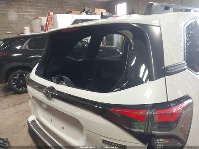 44753452 :رقم المزاد ، JF2SLSRD7SH400385 vin ، 2025 Subaru Forester Limited Hybrid مزاد بيع