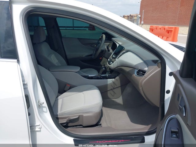 2020 Chevrolet Malibu Fwd Lt მანქანა იყიდება აუქციონზე, vin: 1G1ZD5ST5LF053710, აუქციონის ნომერი: 44753454