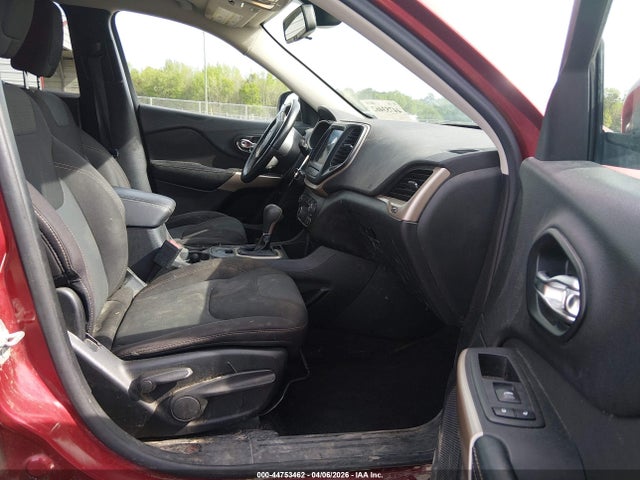 Продаж на аукціоні авто 2017 Jeep Cherokee Latitude Fwd, vin: 1C4PJLCB6HW669490, номер лоту: 44753462