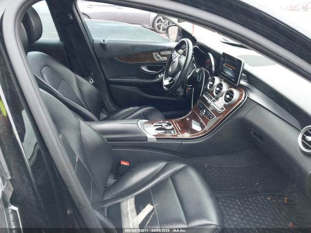 2017 Mercedes-benz C 300 4matic მანქანა იყიდება აუქციონზე, vin: WDDWF4KB9HR230762, აუქციონის ნომერი: 44753511