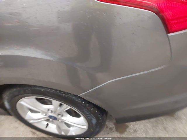 1FADP3F22EL197532 Ford FOCUS SE