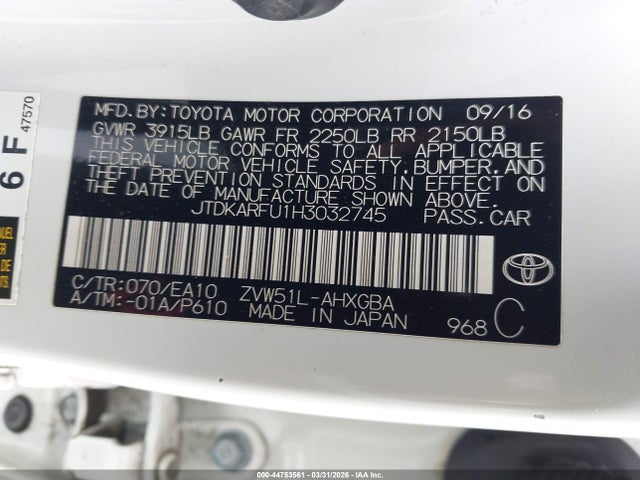 JTDKARFU1H3032745 Toyota Prius Four