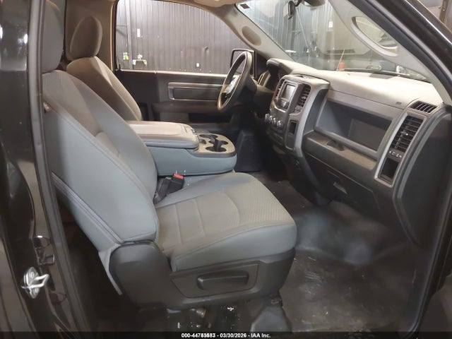 2019 Ram 1500 Classic Tradesman  4x2 8' Box მანქანა იყიდება აუქციონზე, vin: 3C6JR6DG9KG503925, აუქციონის ნომერი: 44753583