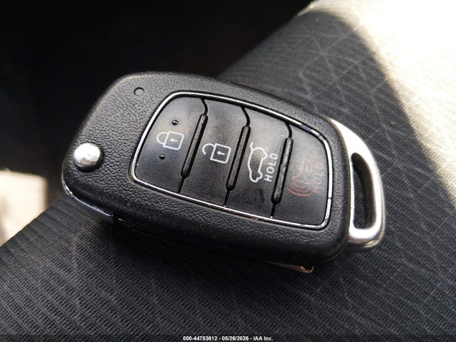 2018 Hyundai Tucson Se მანქანა იყიდება აუქციონზე, vin: KM8J23A42JU772703, აუქციონის ნომერი: 44753612