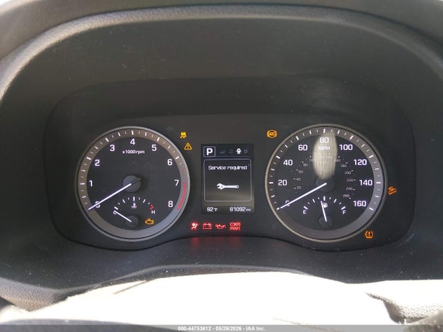 2018 Hyundai Tucson Se მანქანა იყიდება აუქციონზე, vin: KM8J23A42JU772703, აუქციონის ნომერი: 44753612