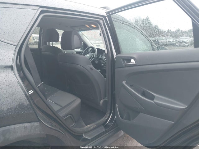 2018 Hyundai Tucson Se მანქანა იყიდება აუქციონზე, vin: KM8J23A42JU772703, აუქციონის ნომერი: 44753612