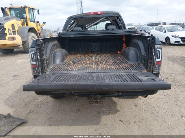 44753628 :رقم المزاد ، 1D7HU18D55S125663 vin ، 2005 Dodge Ram 1500 Slt/laramie مزاد بيع