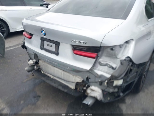 WBA5R1C51KAK10366 BMW 330I