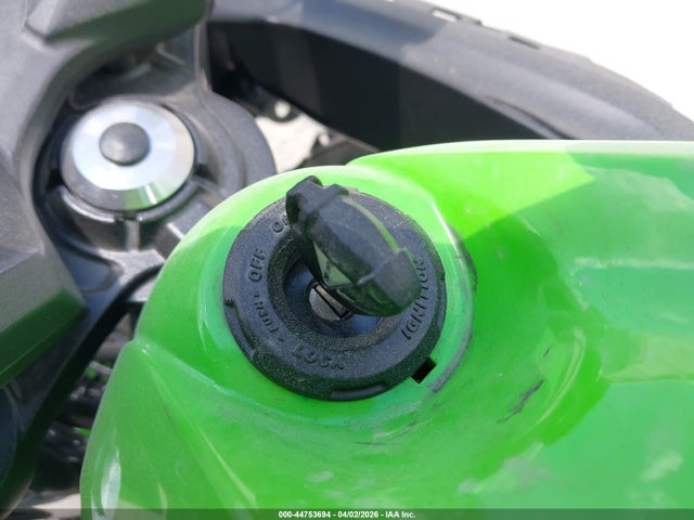 44753694 :رقم المزاد ، ML5EXEP11SDAF8474 vin ، 2025 Kawasaki Ex650 P مزاد بيع