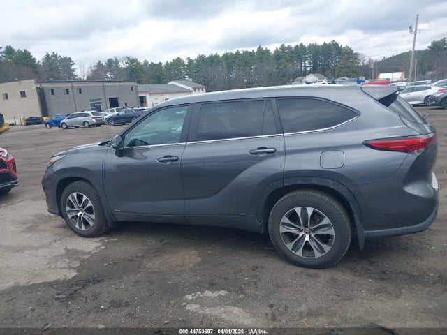 5TDKBRCHXPS571656 Toyota Highlander Hybrid Xle