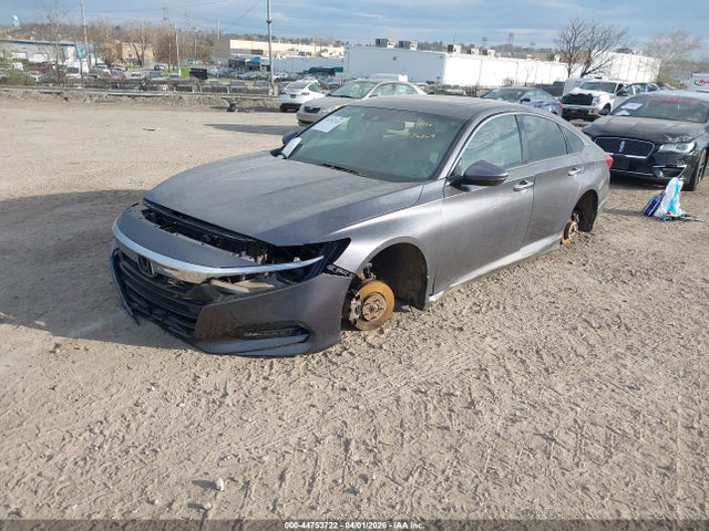 1HGCV1F94JA037656 Honda Accord Touring