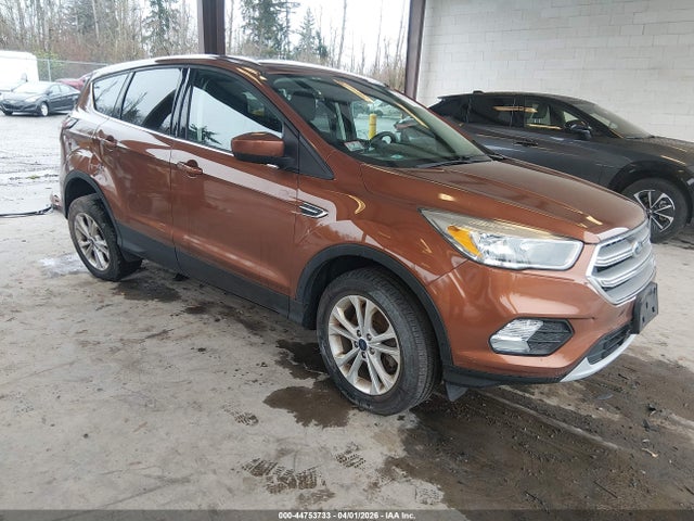 2017 FORD ESCAPE 1FMCU9GD4HUD32375