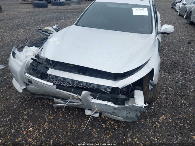 Продажа на аукционе авто 2015 Infiniti Q50 Premium/sport, vin: JN1BV7AR0FM405876, номер лота: 44753741