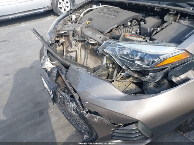 Toyota Corolla Xse 2018 5YFBURHE1JP821679 Image 18