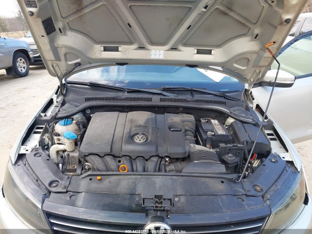 2011 Volkswagen Jetta 2.5l Se მანქანა იყიდება აუქციონზე, vin: 3VWDZ7AJ4BM321768, აუქციონის ნომერი: 44753770