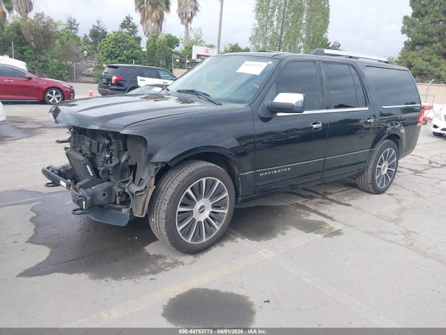 5LMJJ3JT9FEJ14823 Lincoln NAVIGATOR L